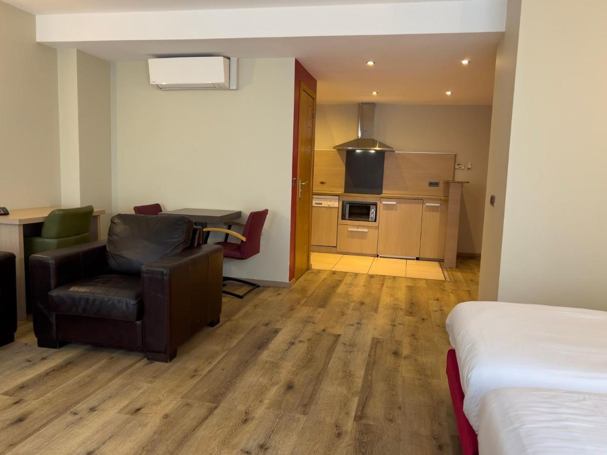Wellness Apart Hotel Saint-Josse-ten-Noode Bagian luar foto